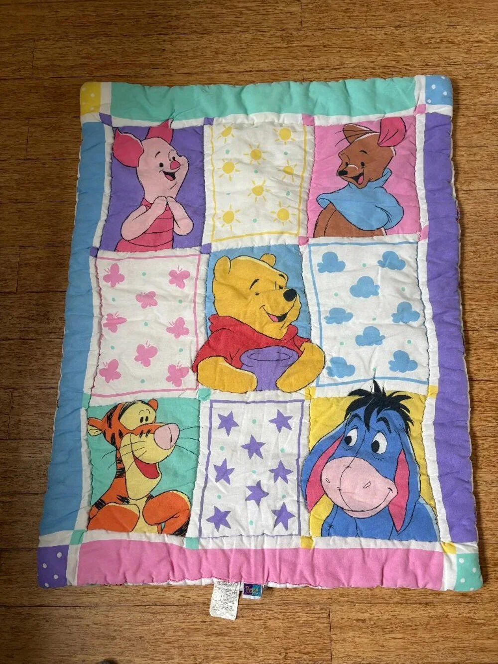 Vintage Winnie the Pooh Eeyore Tigger & More Comforter Baby Crib Blanket 1995